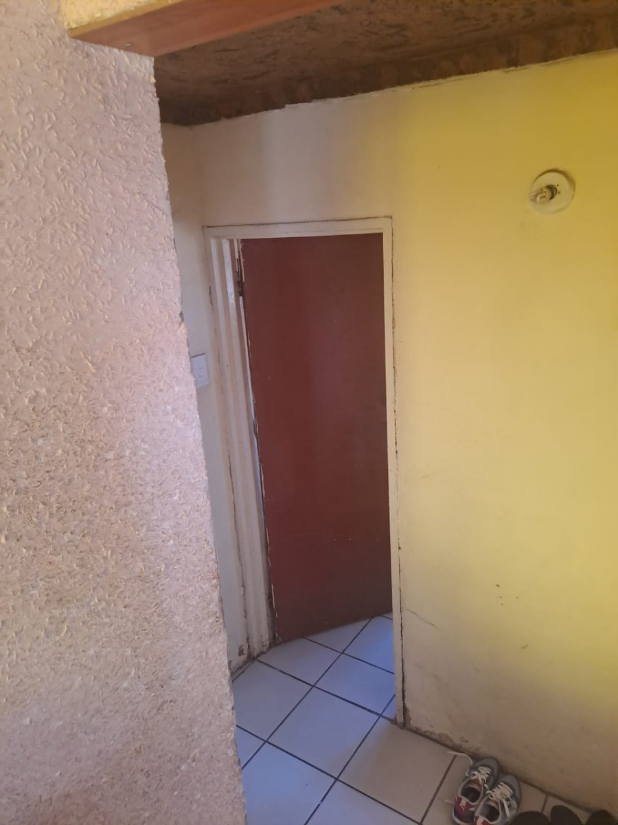5 Bedroom Property for Sale in Mdantsane Nu 17 Eastern Cape